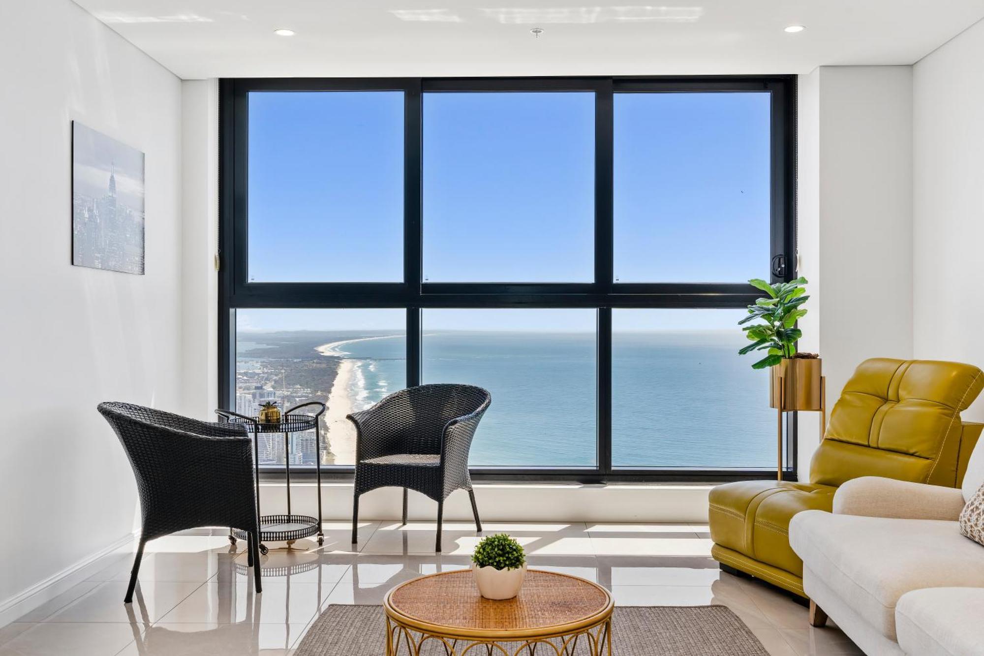 Surfers Paradise New Beachfront Apartments ゴールドコースト エクステリア 写真