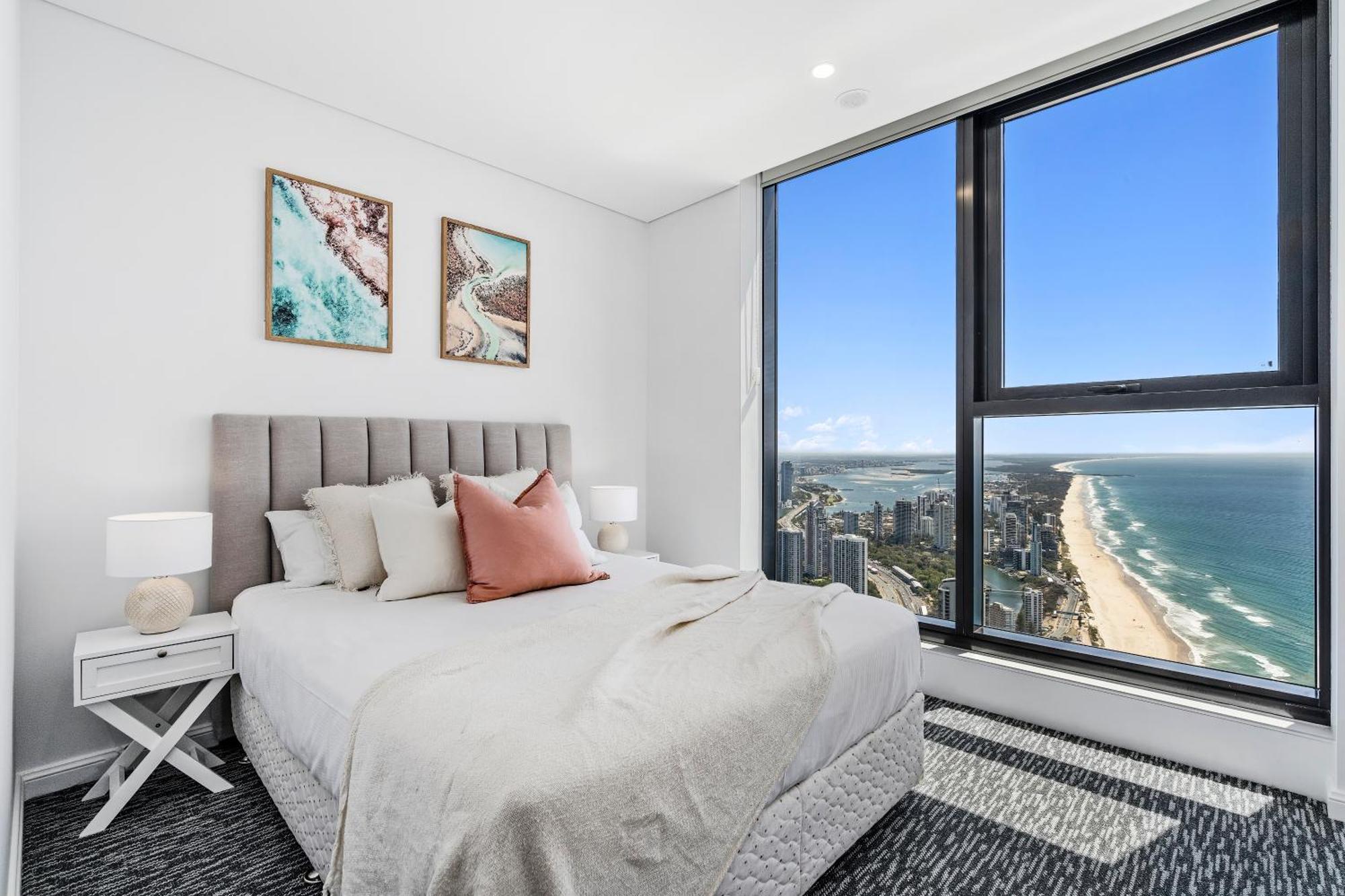 Surfers Paradise New Beachfront Apartments ゴールドコースト エクステリア 写真