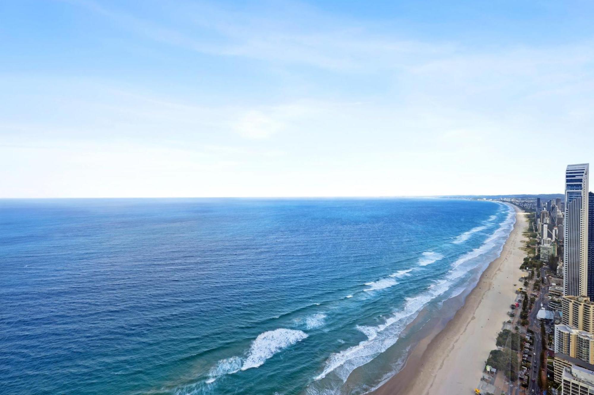Surfers Paradise New Beachfront Apartments ゴールドコースト 部屋 写真